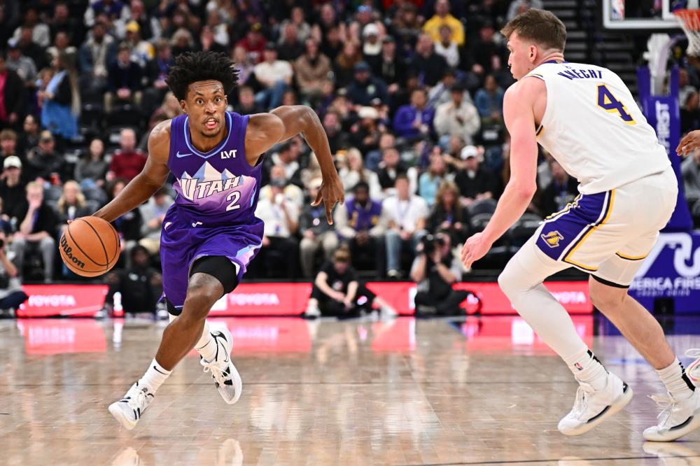 替代的积极 替代的积极