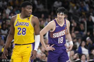 南京队的两 南京队的两